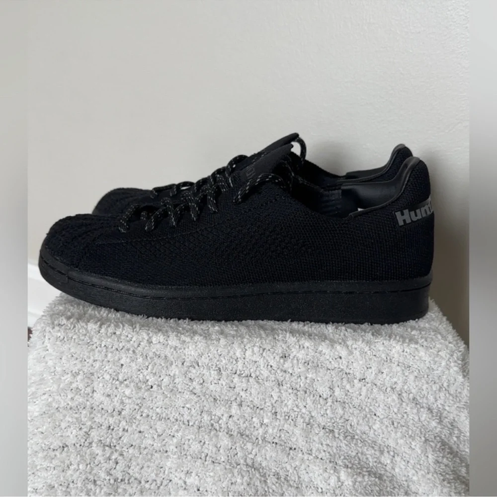 Adidas Pharrell Williams Superstar Primeknit Mens Shoes Color: Black Future
